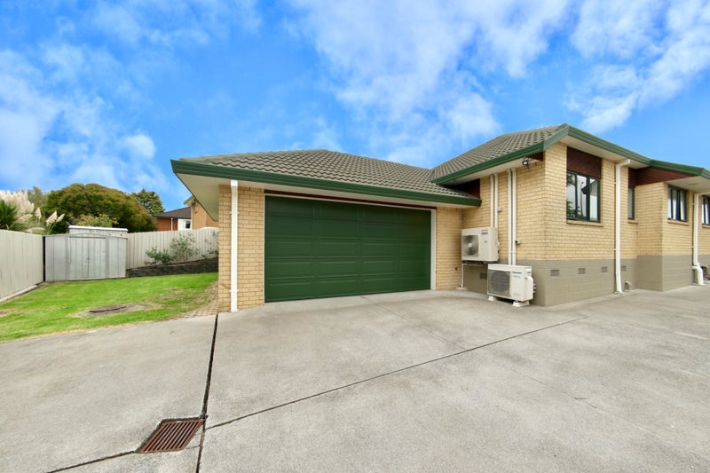 23 Bard Place, Golflands, Auckland - Carousel 2