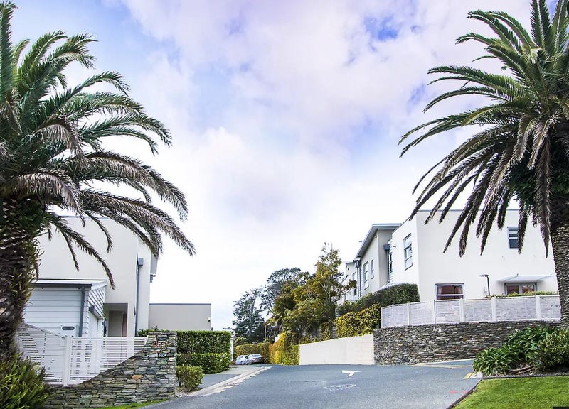 3/40 Scarlet Oak Drive, Schnapper Rock, Auckland - Carousel 1