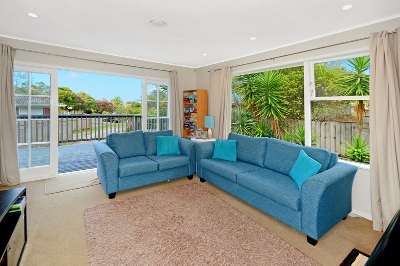1/1A Hatherlow Street, Glenfield, Auckland - Carousel 2