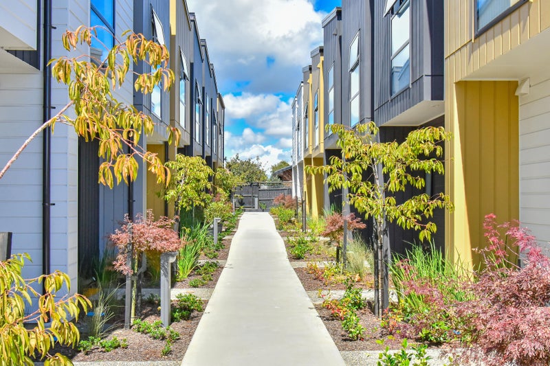 13/47A Huntington Drive, Huntington Park, Auckland - Carousel 13