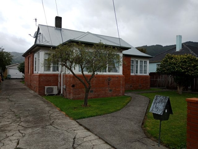 7 Benge Crescent, Naenae, Lower Hutt - Carousel 1