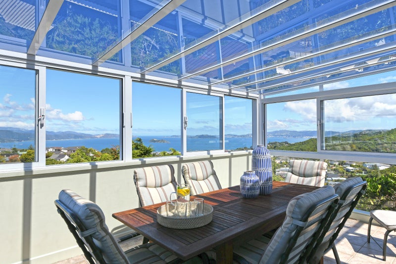 11 Wisteria Grove, Maungaraki, Lower Hutt - Carousel 2