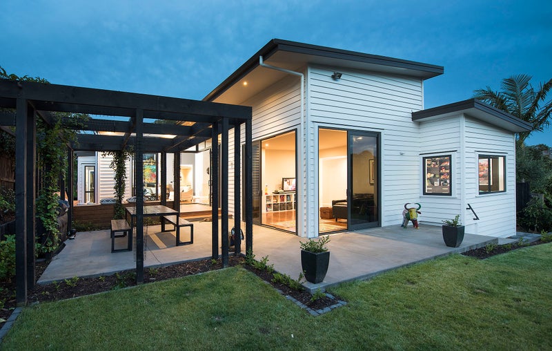 27 Chesterfield AVENUE, Glendowie, Auckland - Carousel 1