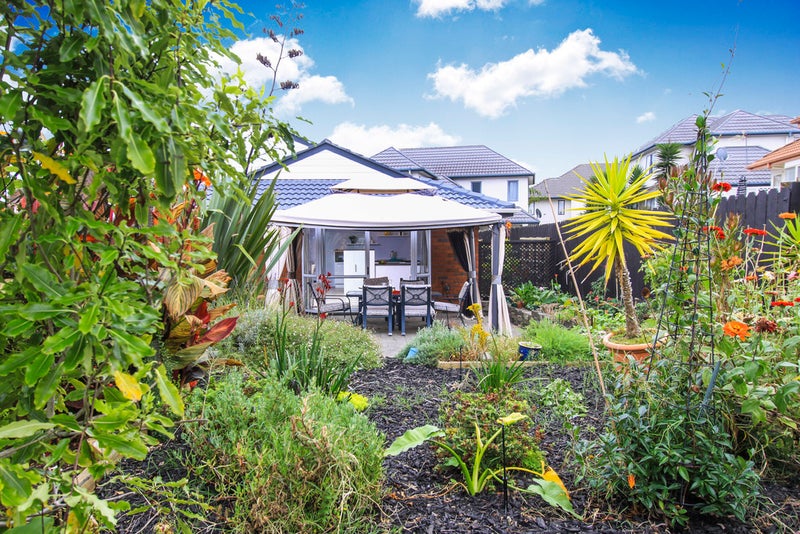 2/30 Edendale Road, Somerville, Manukau - Carousel 10