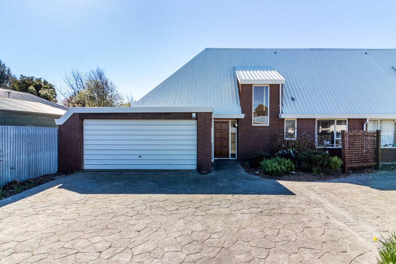 2/76 Staveley Street, Avonhead, Christchurch - Carousel 1