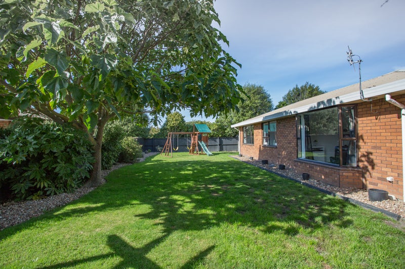 1/4 Banks Street, Templeton, Christchurch - Carousel 1