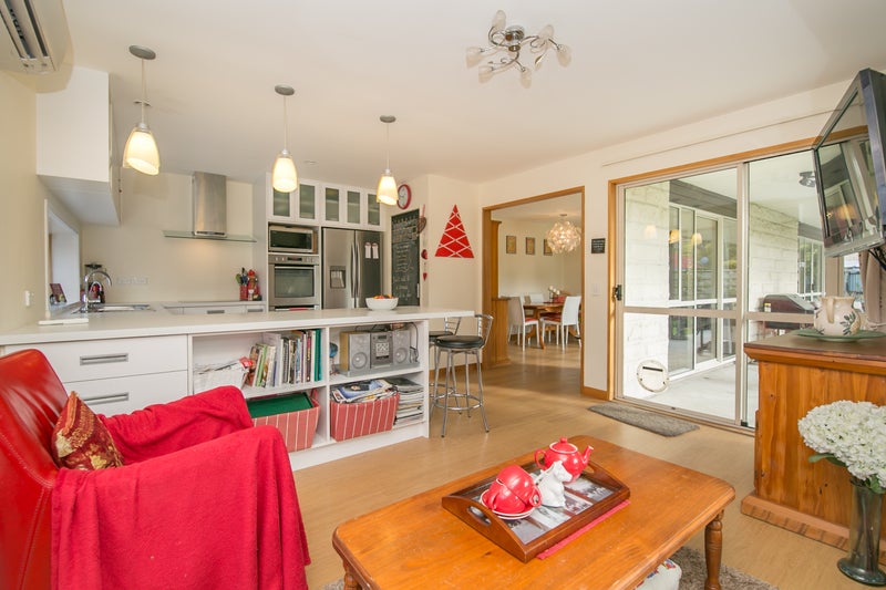 43 Barnes Road, Redwood, Christchurch - Carousel 1