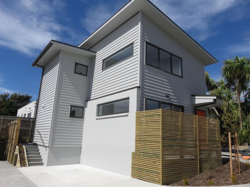 62 Broderick Road, Johnsonville, Wellington - Carousel 1