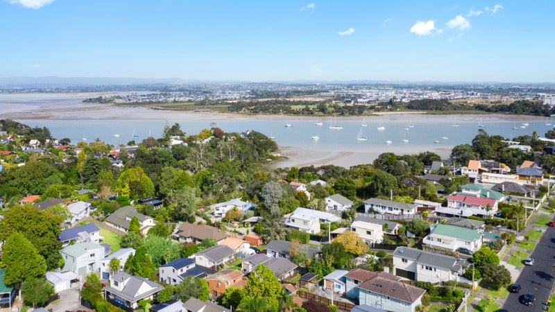 4/73 Beach Haven Rd, Beach Haven, North Shore City - Carousel 19