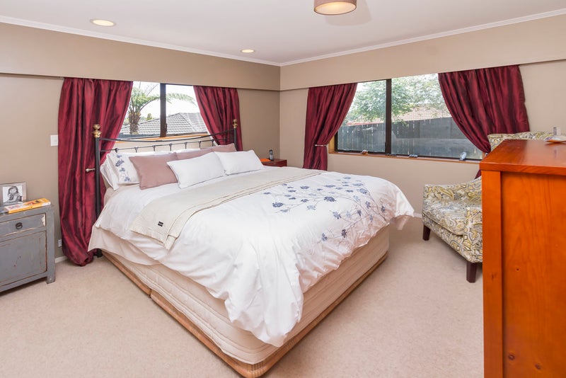 14A SUNNYVIEW AVE, Shelly Park, Auckland - Carousel 10