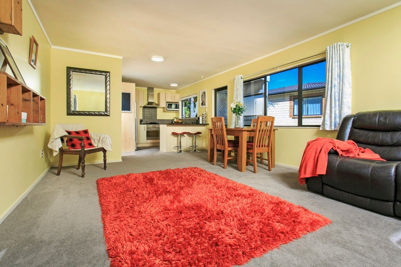 3/75 Monarch Avenue, Hillcrest, Auckland - Carousel 2