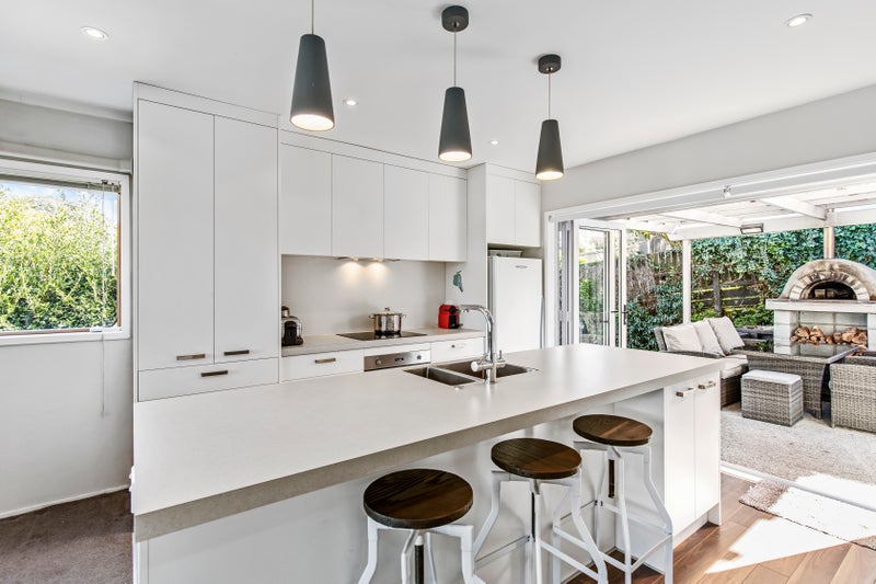 1 Tisdall Crescent, St Johns, Auckland - Carousel 2