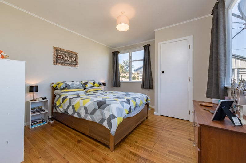 6 Shelley Street, Titahi Bay, Porirua - Carousel 10