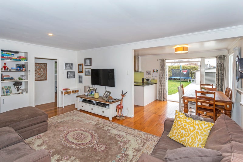 52 Wingate Street, Redwood, Christchurch - Carousel 1