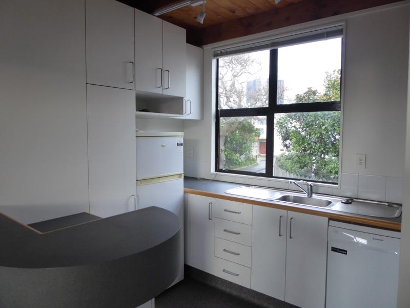 2/80 Hobson Street, Thorndon, Wellington - Carousel 1