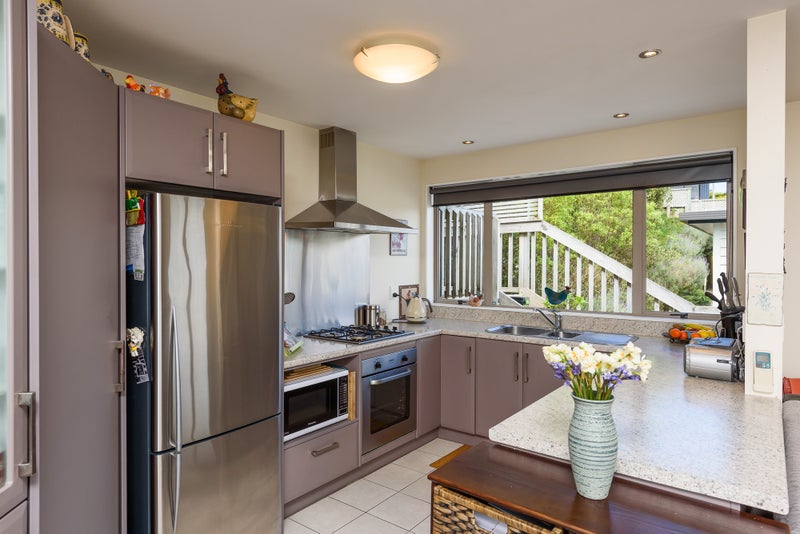 21B Pelorous Street, Paparangi, Wellington - Carousel 10