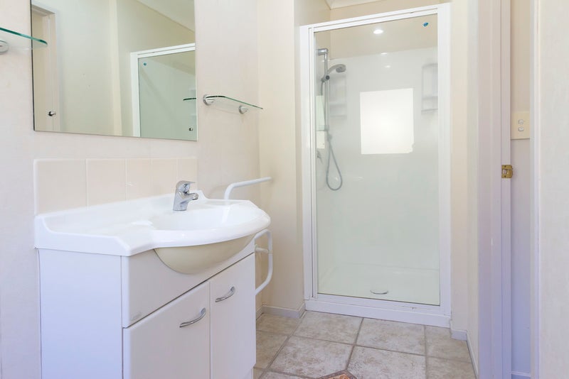 4/8 SAINTS CT, Manurewa, Auckland  - Carousel 10