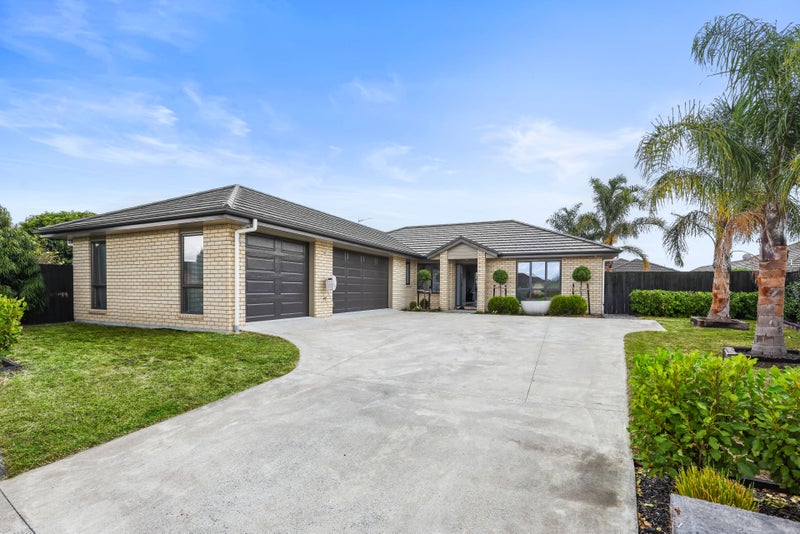 123 Saint James Drive, Huntington, Hamilton - Carousel 1
