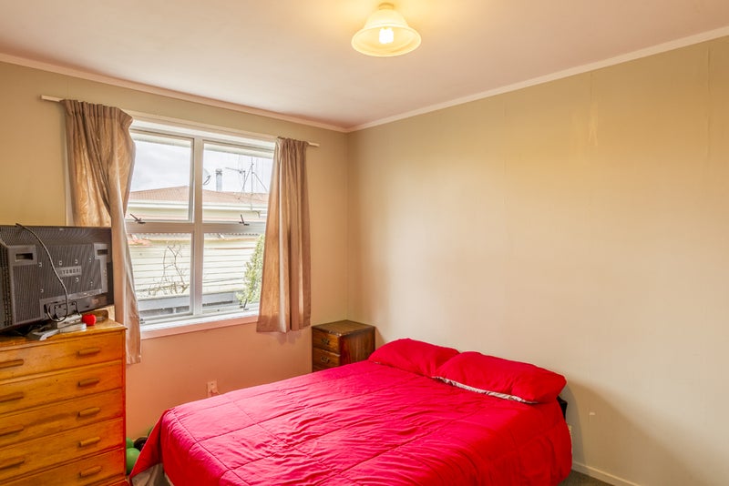 10 Prior Place, Nawton, Hamilton - Carousel 10