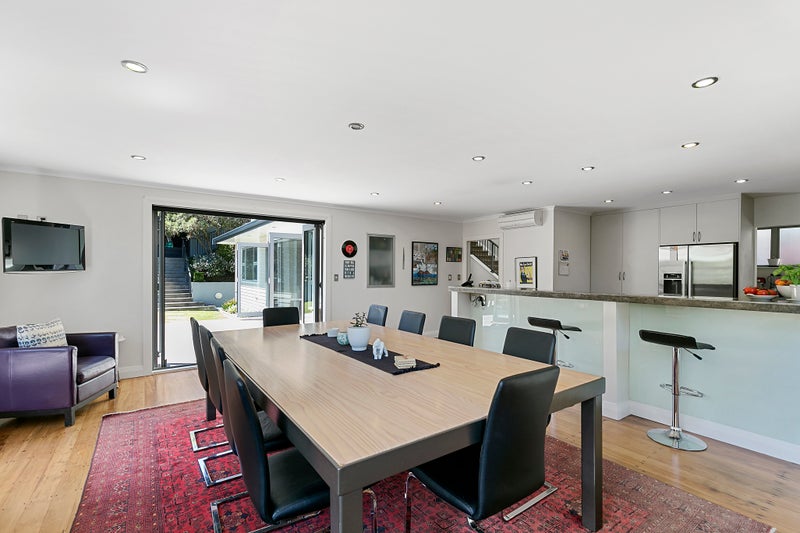 133 Totara Road, Miramar, Wellington - Carousel 10