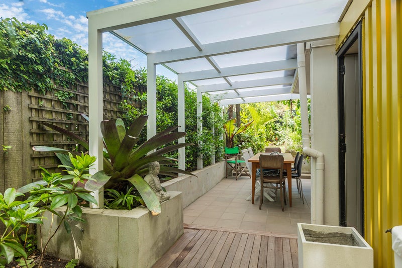 1B Hakanoa Street, Grey Lynn, Auckland - Carousel 2