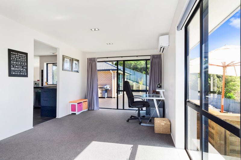 45 Tongariro Drive, Aotea, Porirua - Carousel 10