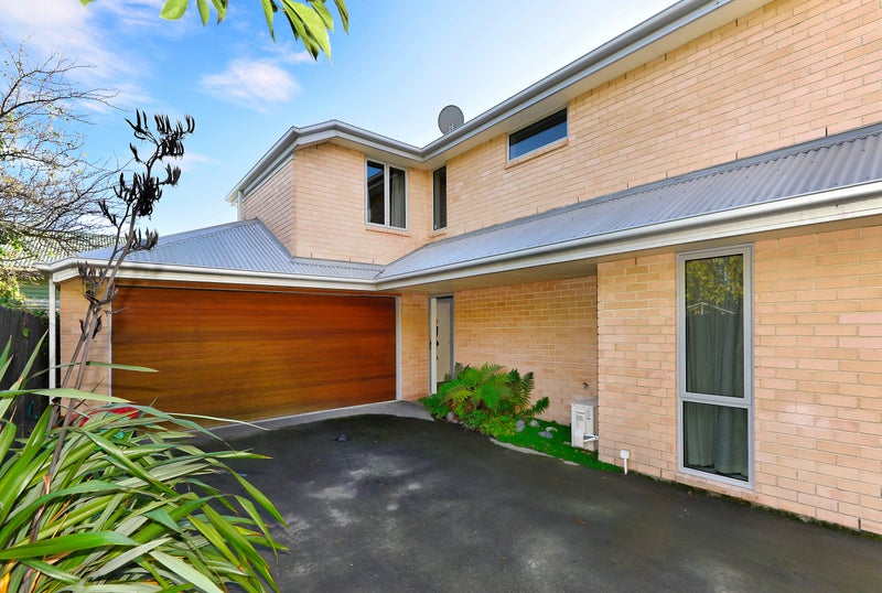 31 Grafton Street, Waltham, Christchurch - Carousel 1