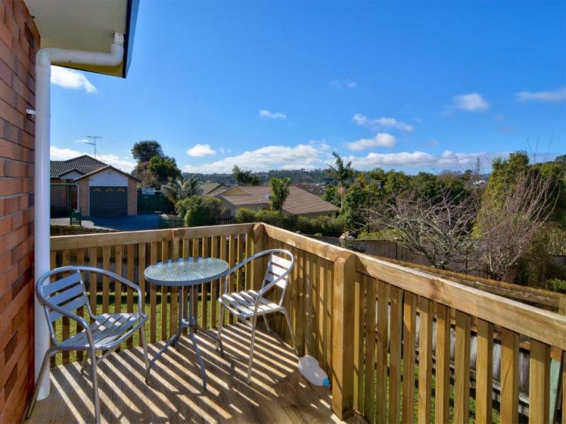 2 Plumstead Rise, Glen Eden, Auckland - Carousel 12