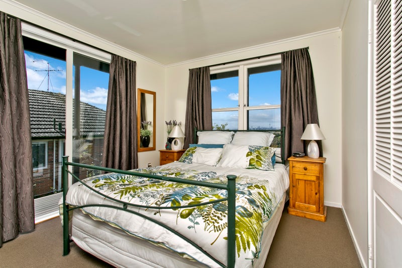 11 Speedy Crescent, Hillcrest, Auckland - Carousel 10