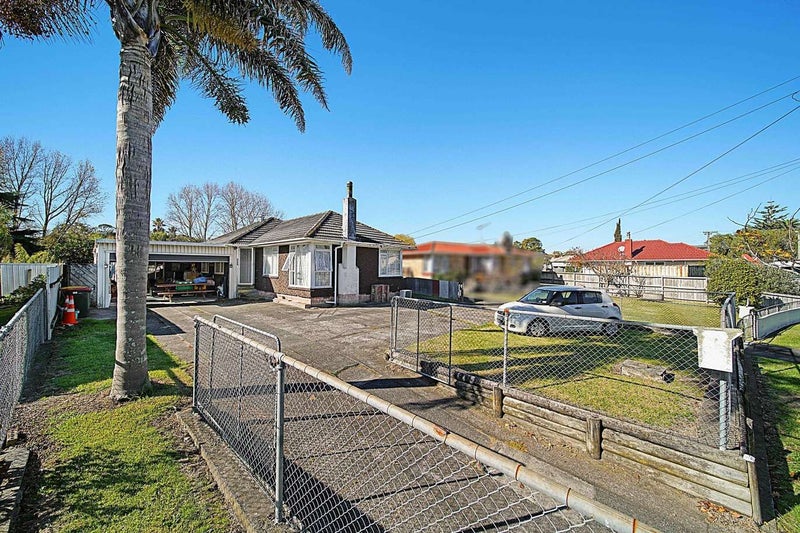 20 Blampied Road, Otara, Auckland - Carousel 1
