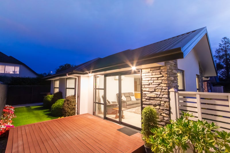 2/5 Hadlow Place, Burnside, Christchurch - Carousel 2