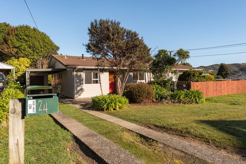 24 Shirley Street, Karori, Wellington - Carousel 16