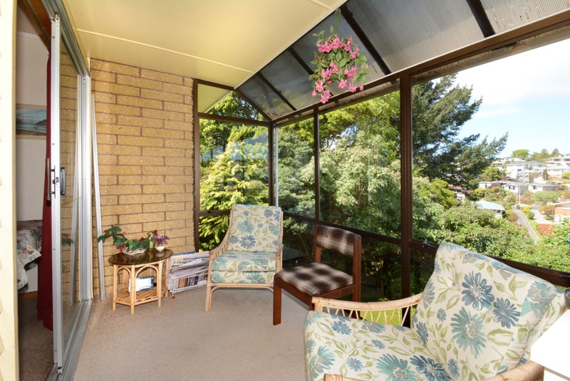 4 Pioneer Crescent, Helensburgh, Dunedin - Carousel 10