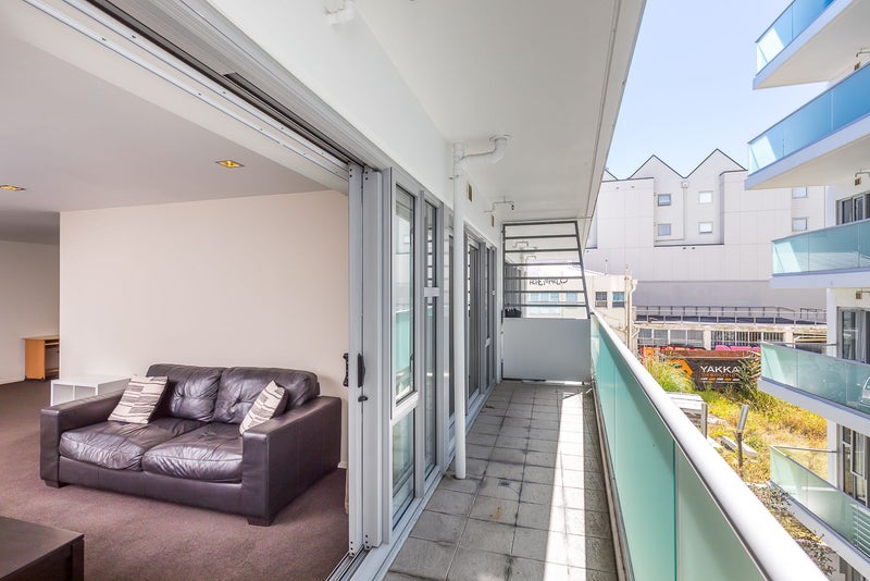 2H/14 Upper Queen Street, Newton, Auckland - Carousel 2