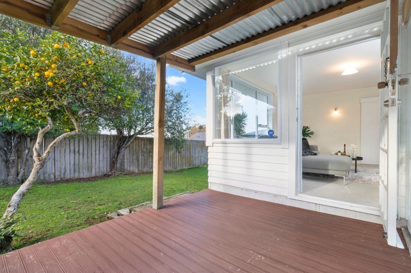 39A Stewart Avenue, Panmure, Auckland - Carousel 2