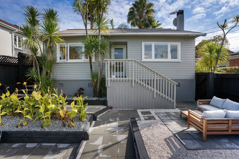 1/128 Paihia Road, One Tree Hill, Auckland - Carousel 2