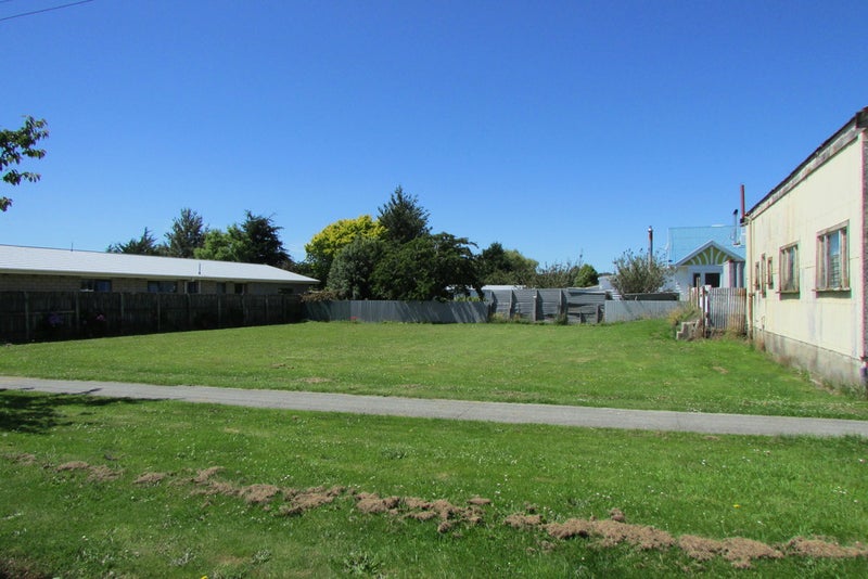 33 Huron Street, East Gore, Gore - Carousel 1