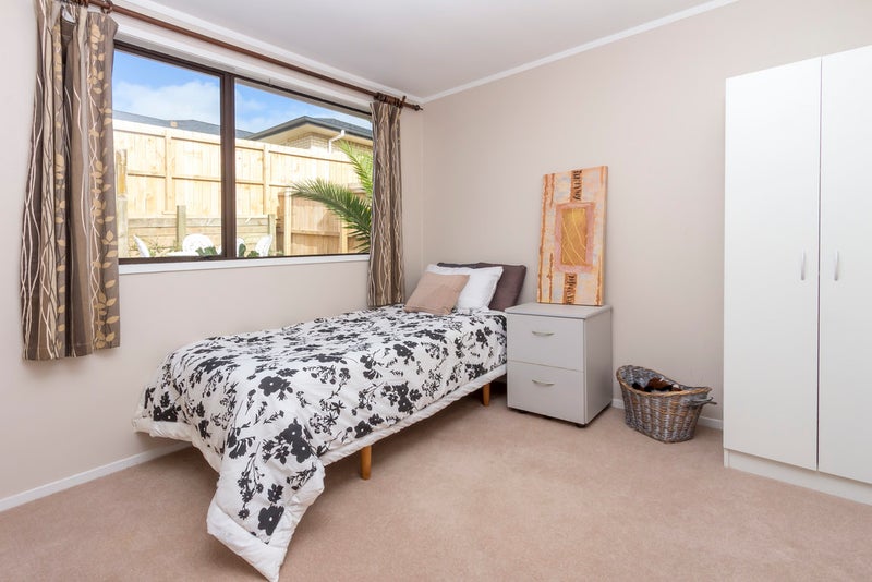 2/140 Moore Street, Howick, Auckland - Carousel 10