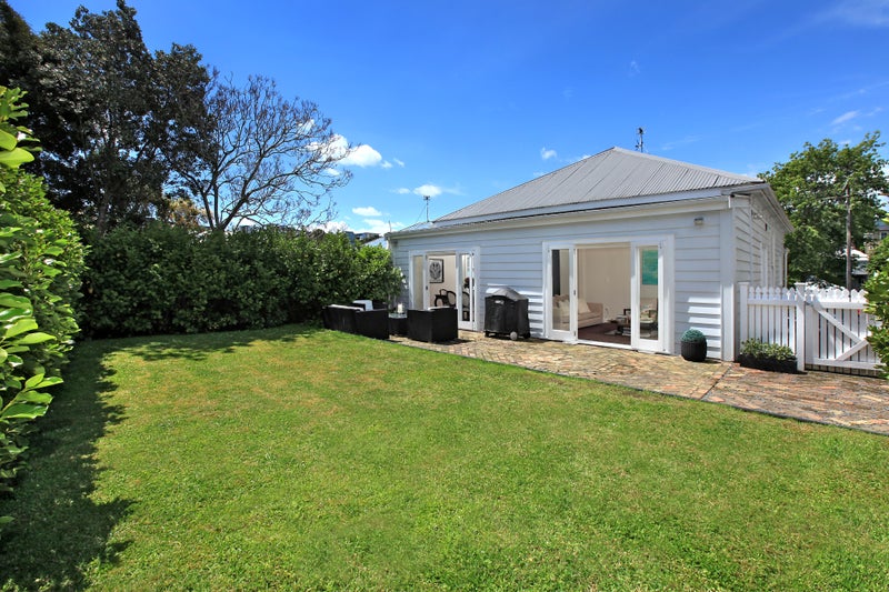 42 Bright Street, Eden Terrace, Auckland - Carousel 2