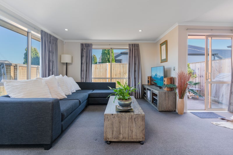 24 Venerable Terrace, Yaldhurst, Christchurch - Carousel 2