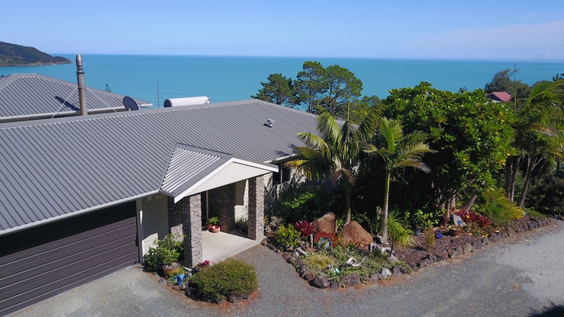 18 Highfields, Ahipara, Kaitaia - Carousel 1