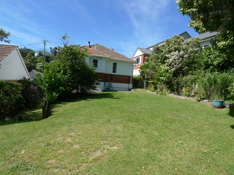 125 Seatoun Heights Road, Seatoun, Wellington - Carousel 1