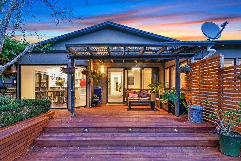 142 Hill Road, Manurewa, Auckland - Carousel 1