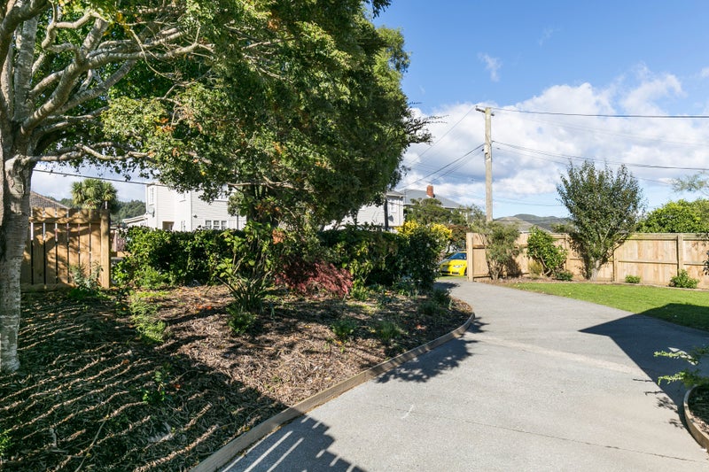 81 Molesworth Street, Taita, Lower Hutt - Carousel 2