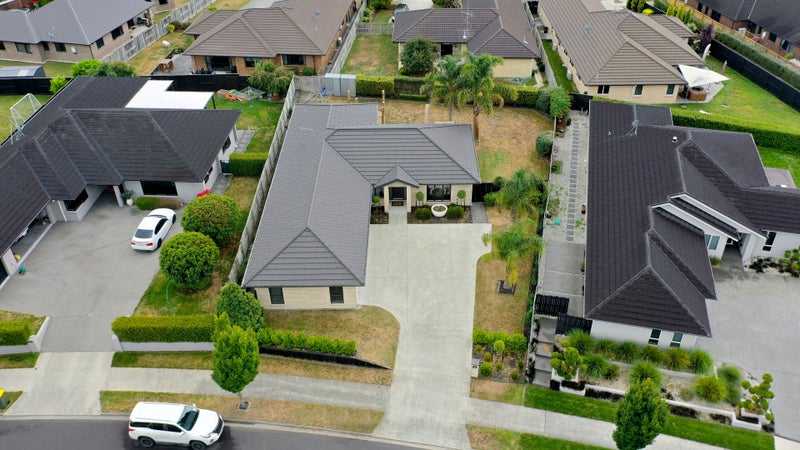 123 Saint James Drive, Huntington, Hamilton - Carousel 21