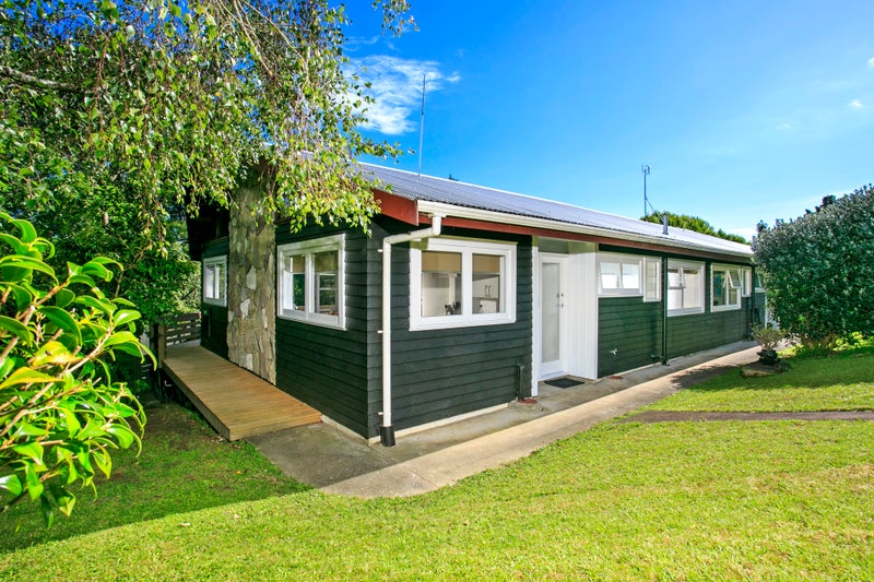 2/26 Coronation Road, Hillcrest, Auckland - Carousel 1