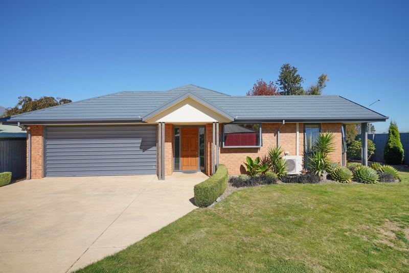 57 Chesterfield Mews, Russley, Christchurch - Carousel 2