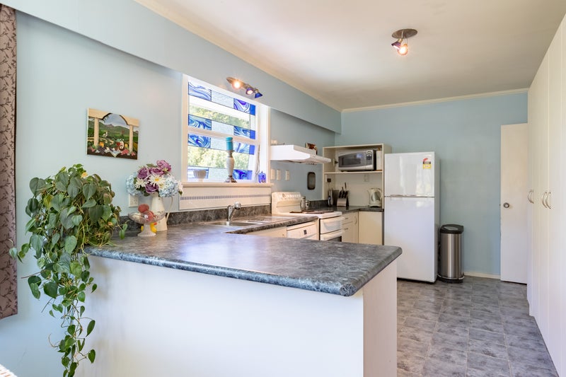 70 Hair Street, Wainuiomata, Lower Hutt - Carousel 10