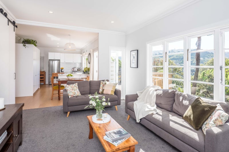 53 Mairangi Road, Wadestown, Wellington - Carousel 2