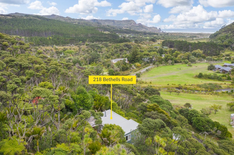 218 Bethells Road, Te Henga / Bethells Beach - Carousel 2